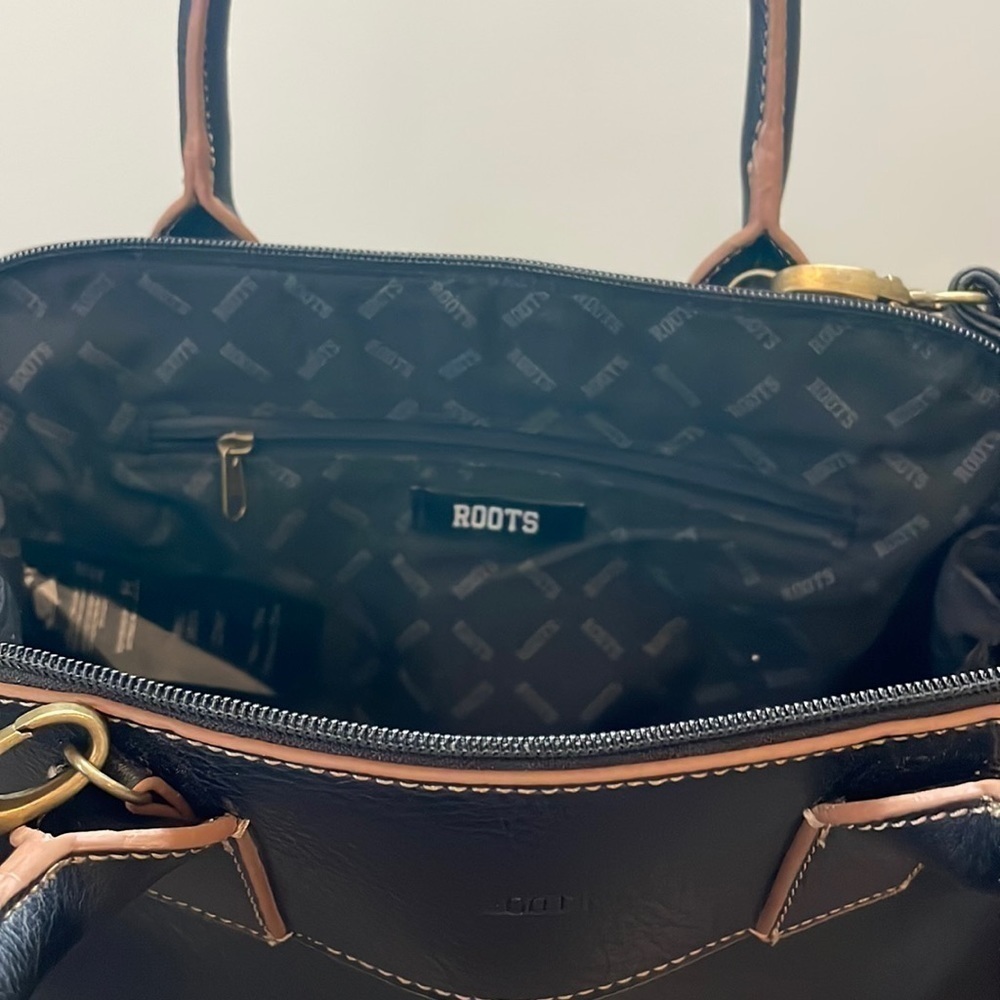 Roots Cross body bag, Faux Vegan Leather Black with Brown Trim EUC - Picture 9 of 16